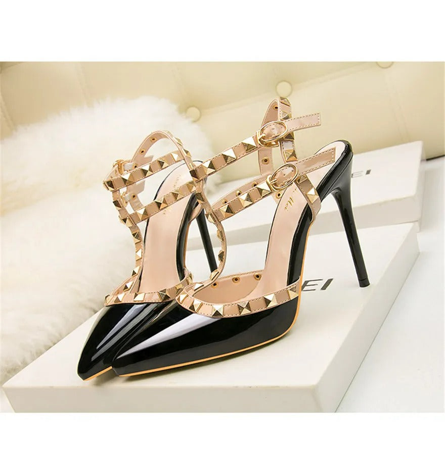 Vogue Light - Pointed Toe High Heels